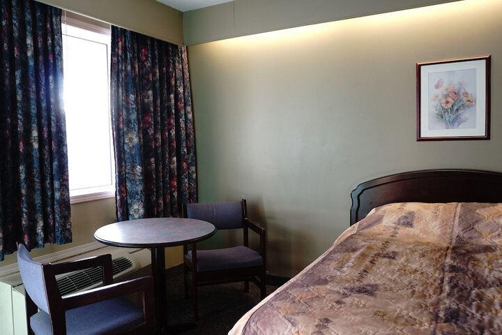 Room 25 of 54