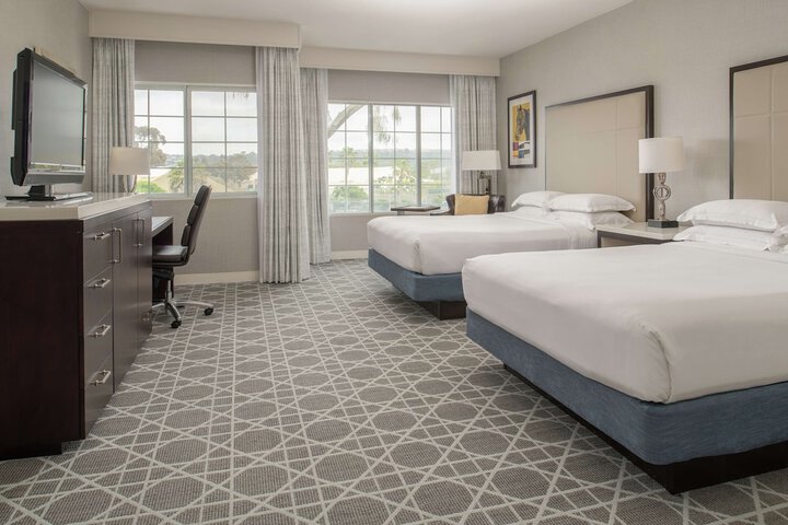 Hilton San Diego / Del Mar
