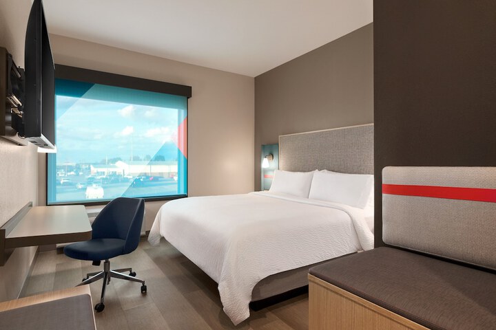 Room 29 of 54