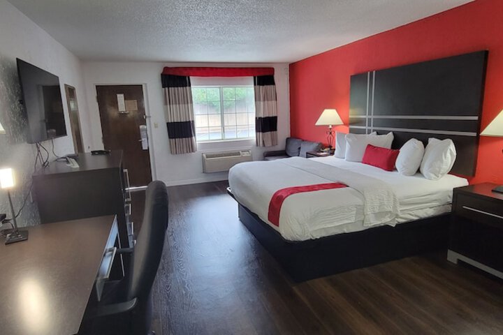 Ramada by Wyndham Mountain Home