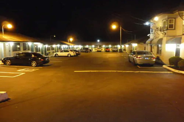 Milwaukie Inn Portland South