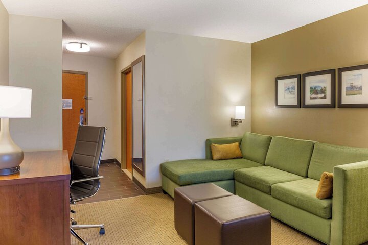 Room 15 of 34