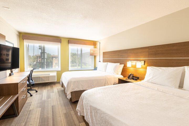 Room 15 of 24