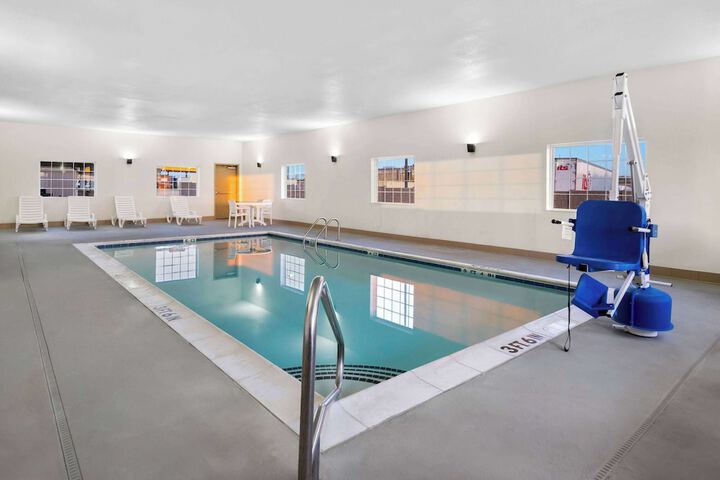 Microtel Inn & Suites by Wyndham Sweetwater