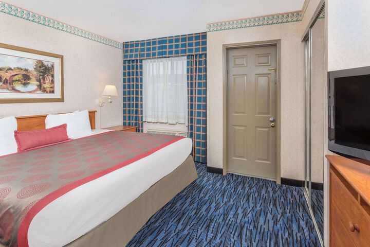 Room 22 of 30