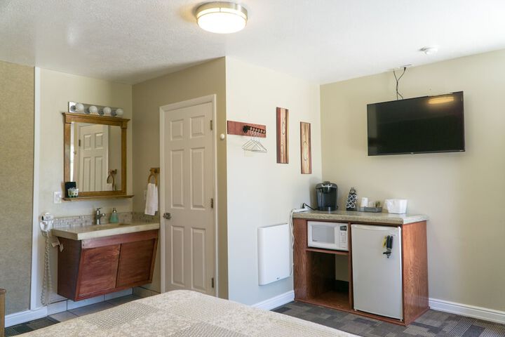 Room 34 of 54