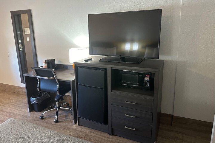 Quality Inn Forsyth near GA Public Safety Training Center