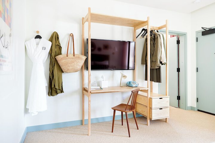 Room 52 of 88