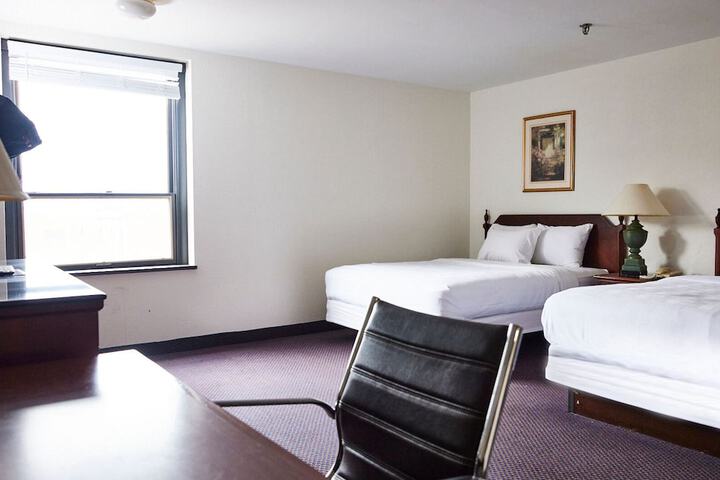McLure Inn and Suites