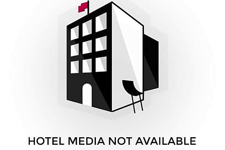 Super 8 by Wyndham Gresham / Portland Area OR
