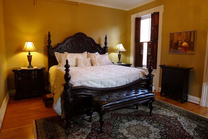 Room 42 of 64