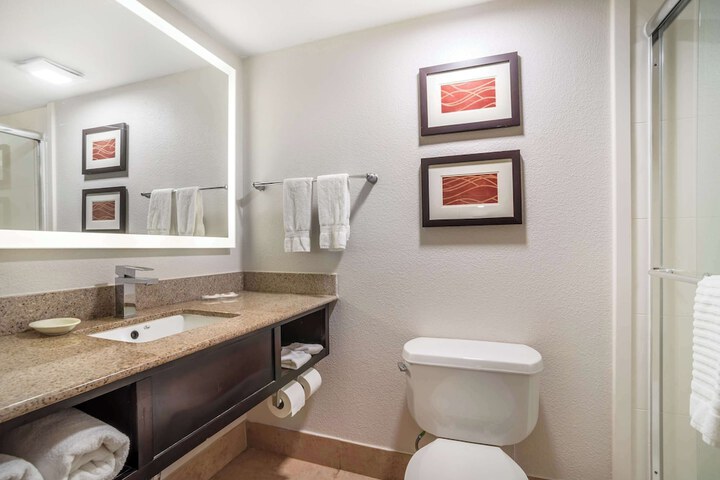 Comfort Inn & Suites Lake Norman