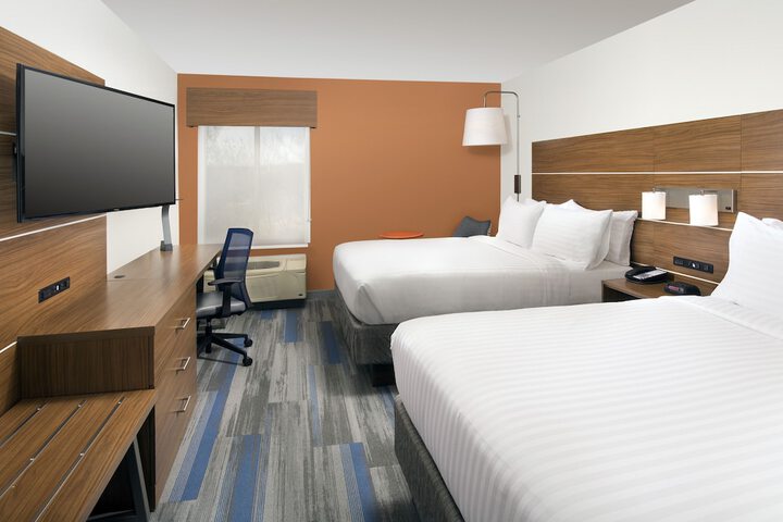 Room 8 of 21