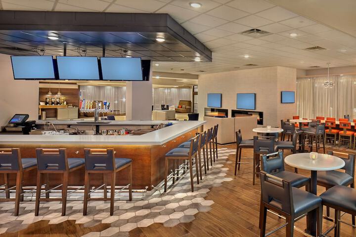 DoubleTree by Hilton Little Rock