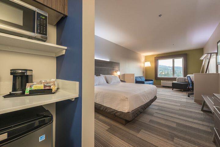 Room 21 of 30