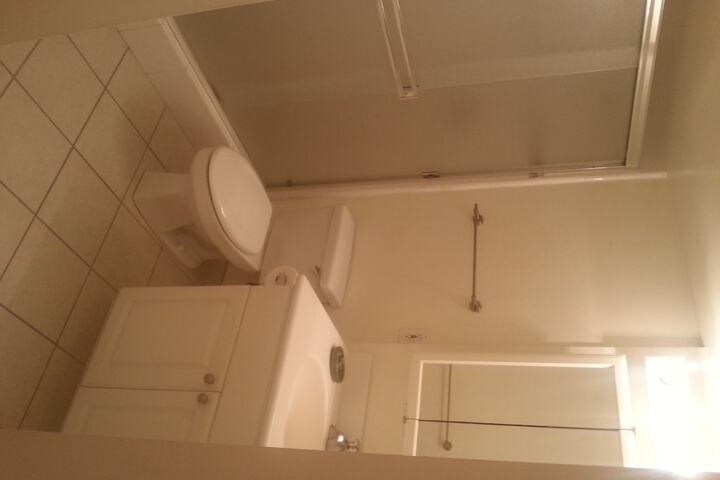 Room 21 of 40