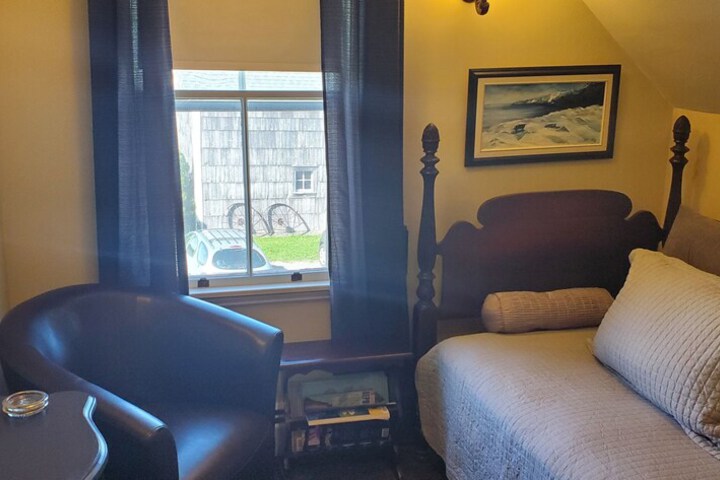 Room 20 of 64