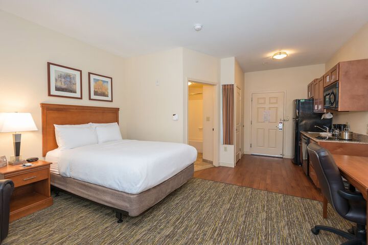 Room 29 of 33