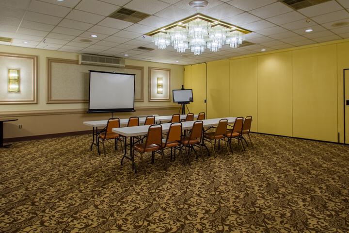 Red Roof Inn Batavia