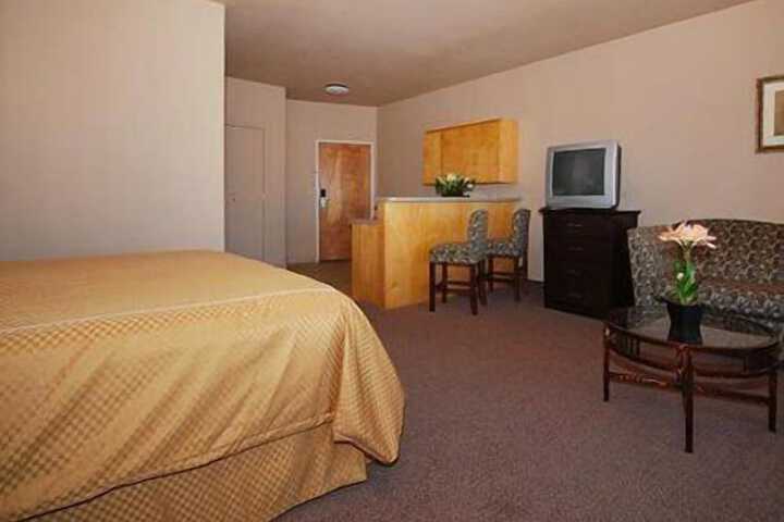Room 11 of 44