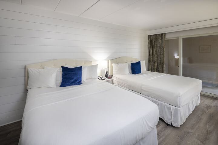 Montreal Beach Resort