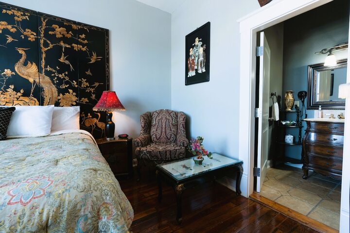 Room 125 of 271