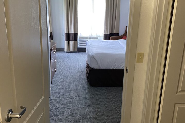Room 29 of 59
