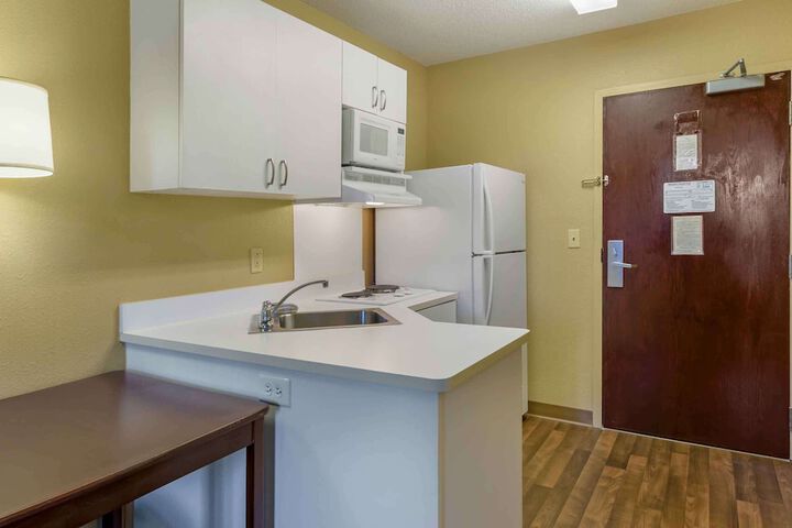 Room 15 of 26