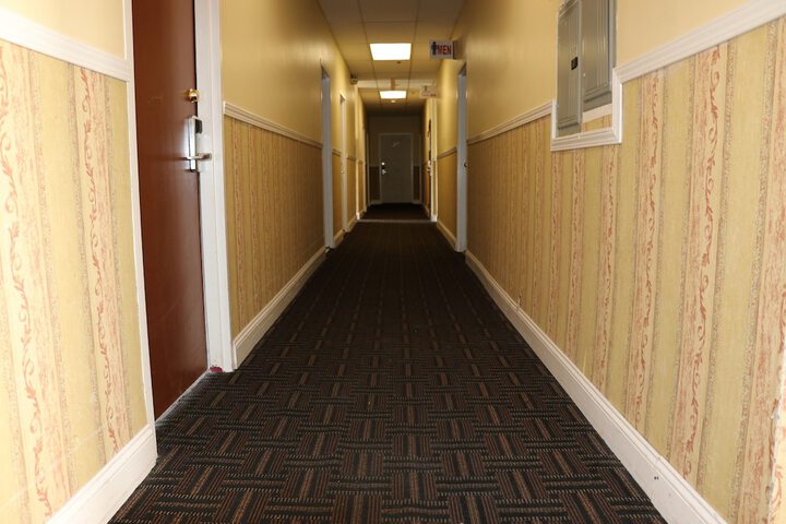Ballroom/Hall 58 of 82