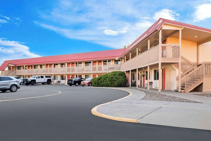 Hotel 4 of 46