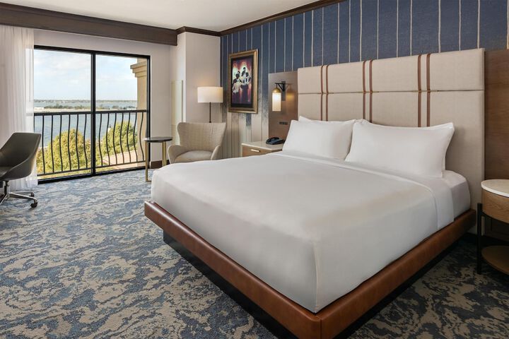 Hilton Dallas / Rockwall Lakefront
