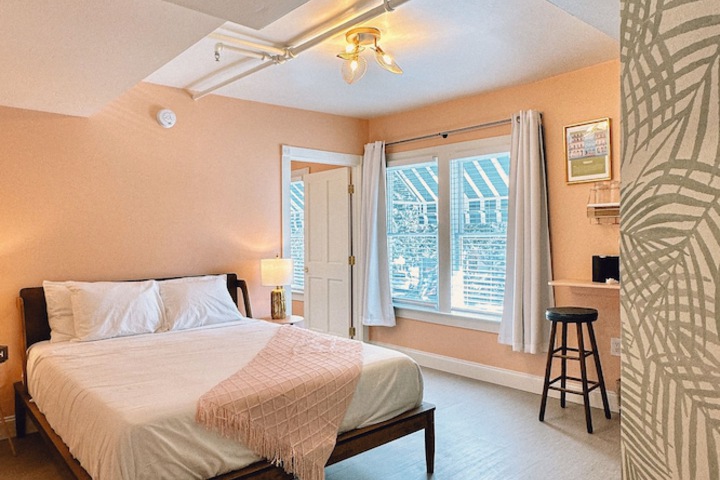 Room 20 of 126