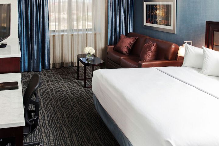 Crowne Plaza Springfield by IHG