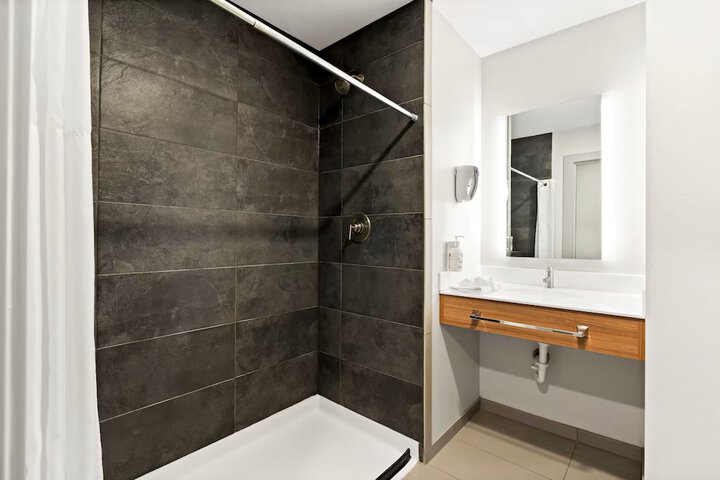 Holiday Inn Express & Suites George Quincy South by IHG