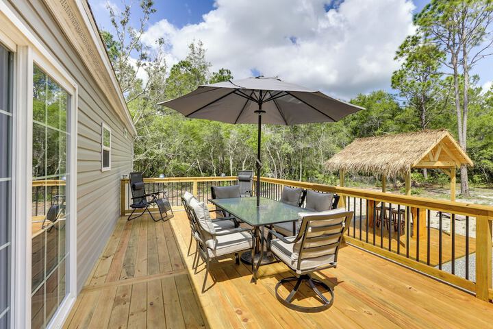 Charming Perry Home 2 Mi to the Gulf!