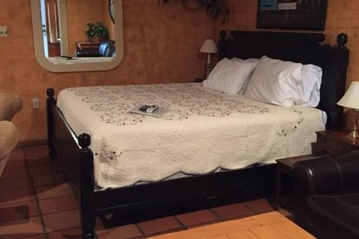 Far View - a Bed & Breakfast Estate