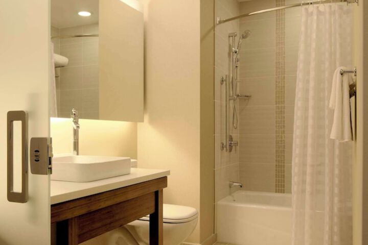 Hyatt Place Melbourne / Palm Bay / I-95