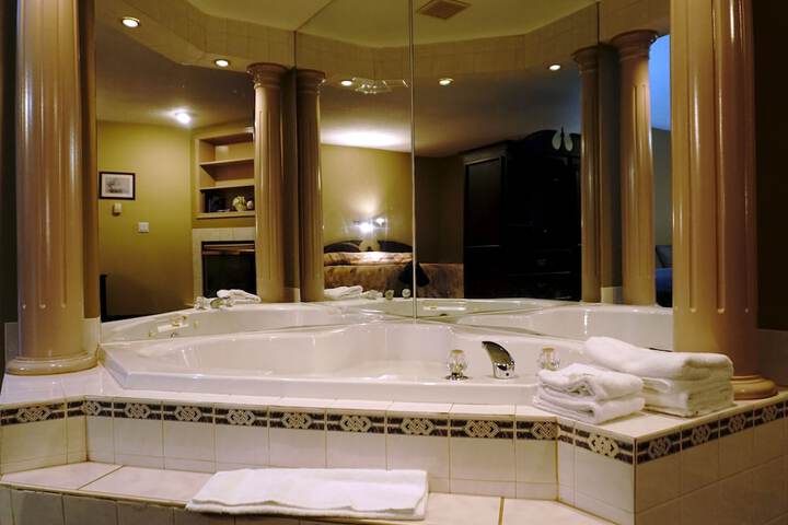 Hot Tub 54 of 54