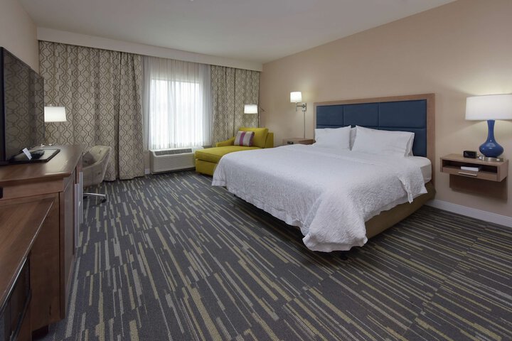 Hampton Inn & Suites Seattle / Redmond