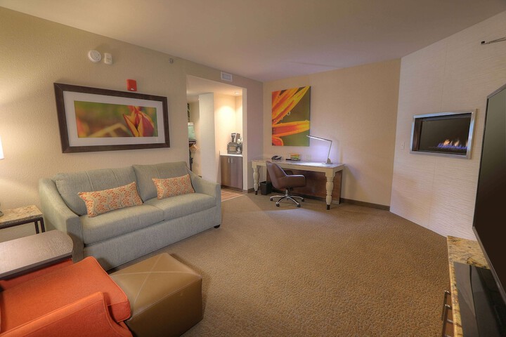 Room 46 of 85