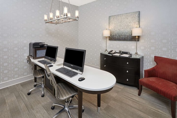Business Center 26 of 28