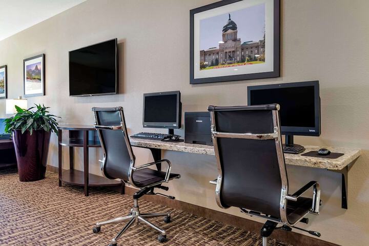 Comfort Suites Helena Airport