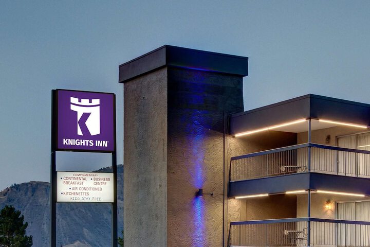 Hotel 3 of 9