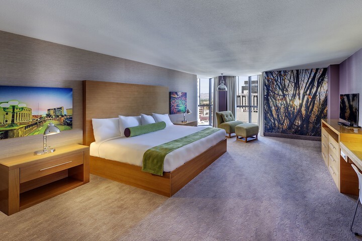 Whitney Peak Hotel Reno Tapestry Collection by Hilton