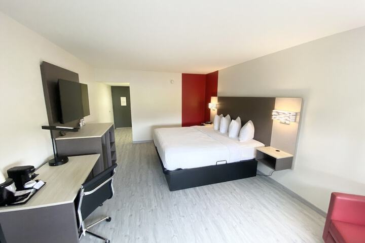 Room 26 of 41