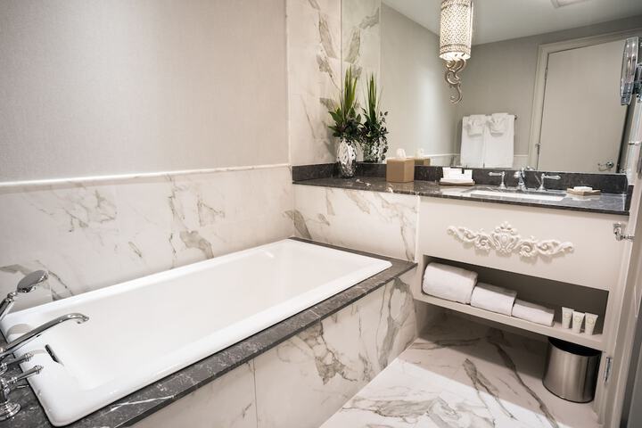 The Iveys Hotel
