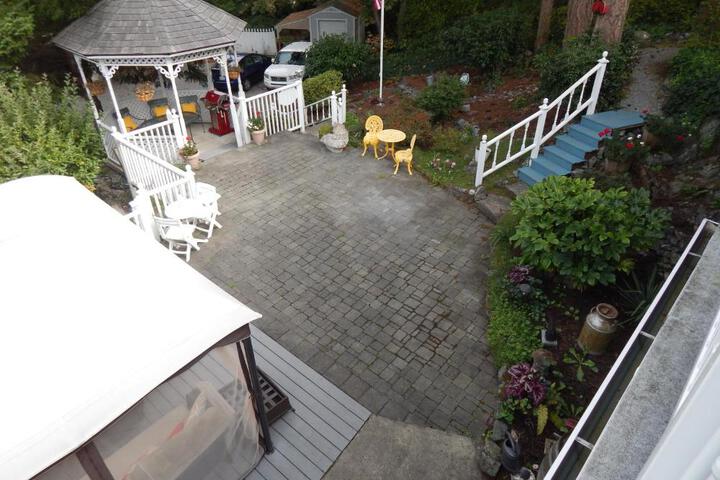 Terrace/Patio 27 of 28