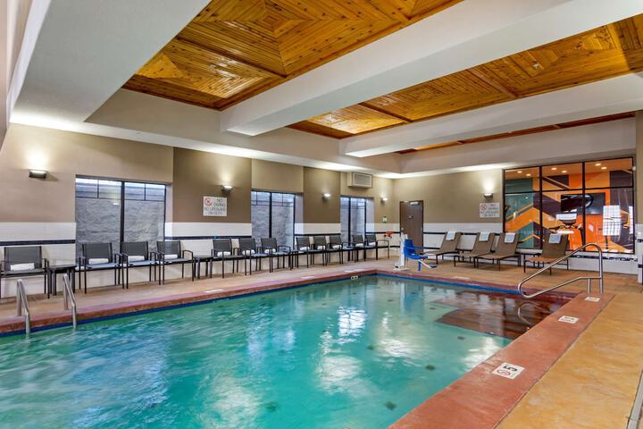 Pool 6 of 44