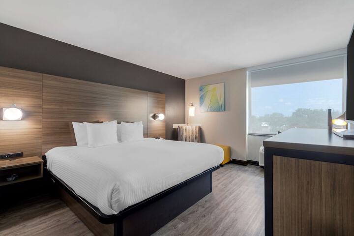 Room 16 of 41