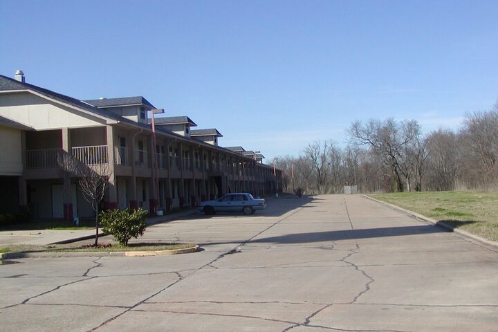 Property Grounds 26 of 26